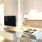 Casa Cavour White