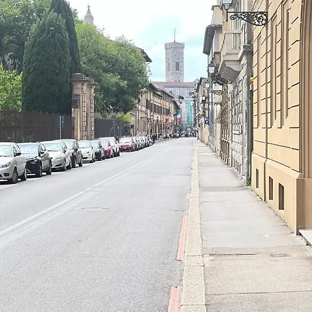 Casa Cavour White Apartment